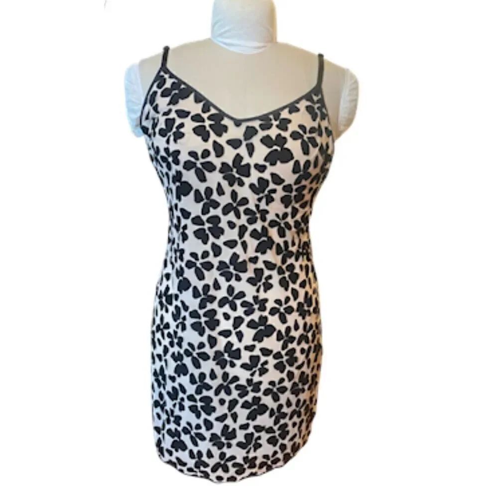Victoria’s Secret Baby Doll Velvet Pattern On Mesh Sz.. L Sexy